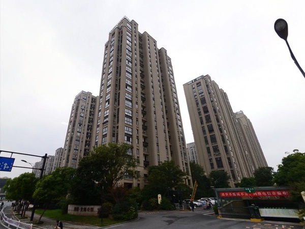 杭州德信北海公園小區(qū)護欄、欄桿、百葉窗定制案例