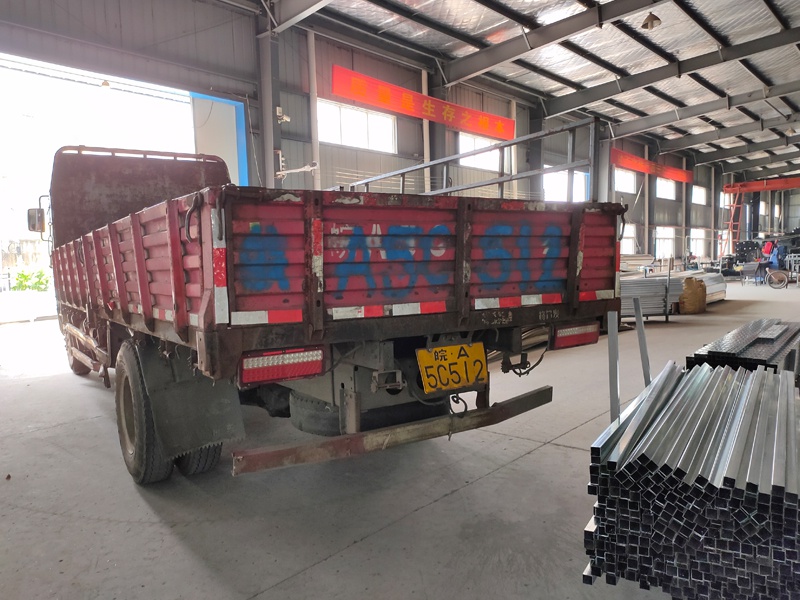 金用護(hù)欄2020年8月22日鋁合金護(hù)窗欄桿發(fā)貨! 金用護(hù)欄2020年8月22日鋁合金護(hù)窗欄桿發(fā)貨!