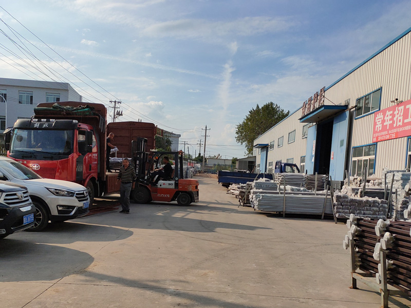 金用護欄2020年9月28日鋅鋼護窗欄桿發貨！