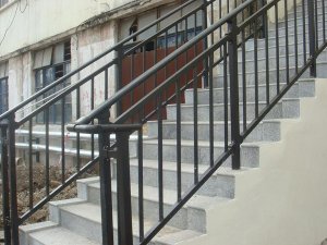 樓梯扶手提前多少天開始定制比較合適？