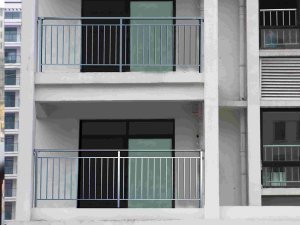 為什么大家選擇鋅鋼護欄？