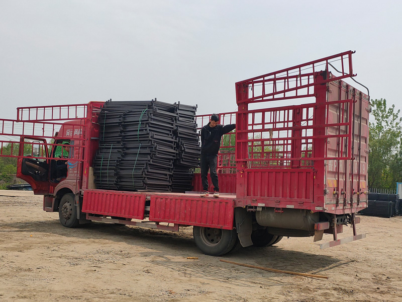 金用護欄2021年4月15日鋅鋼護窗欄桿發貨！