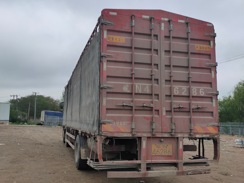 金用護欄2021年4月22日鋅鋼陽臺護欄發貨！