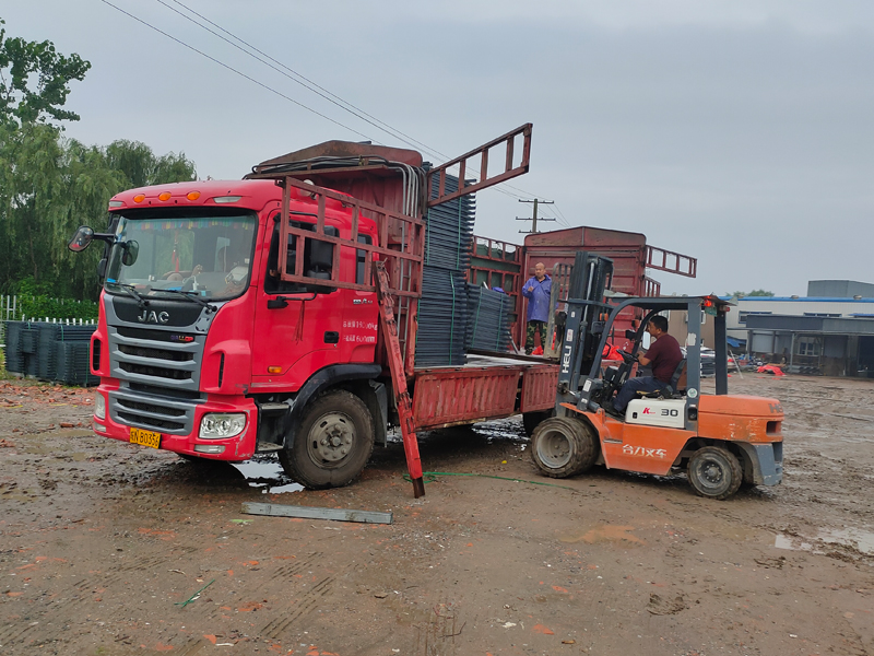 金用護欄2021年6月19日鋅鋼護窗欄桿發(fā)貨! 金用護欄2021年6月19日鋅鋼護窗欄桿發(fā)貨!