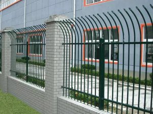 圍墻護(hù)欄采購技巧 圍墻護(hù)欄采購技巧