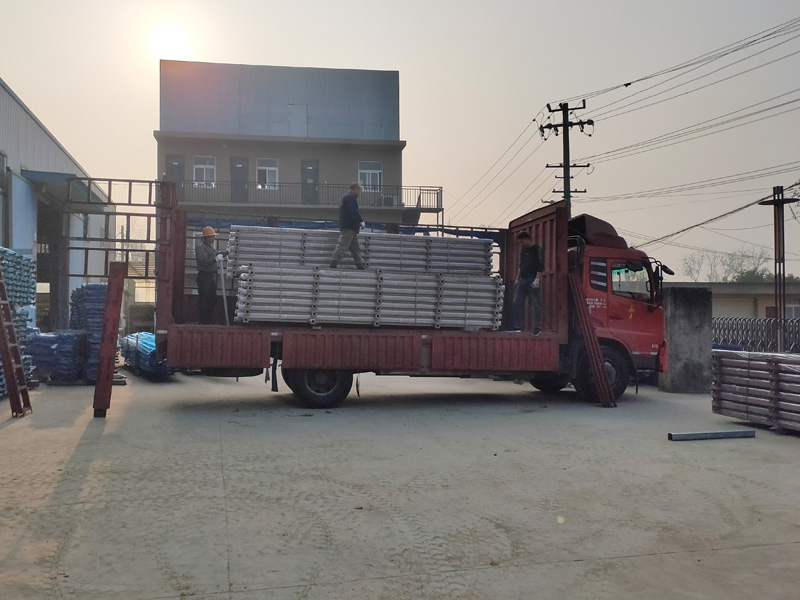 金用護欄2021年11月8日鋅鋼陽臺護欄發(fā)貨！