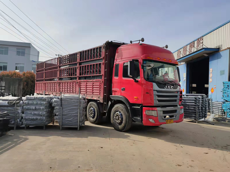 金用護欄2022年3月24日鋅鋼護窗欄桿裝車發貨！