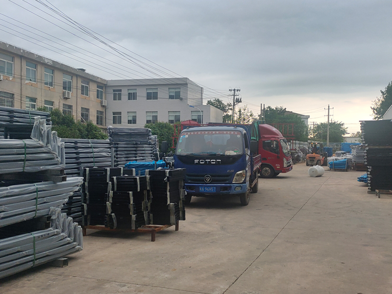 2023年7月4日鋅鋼飄窗護欄裝車發貨！