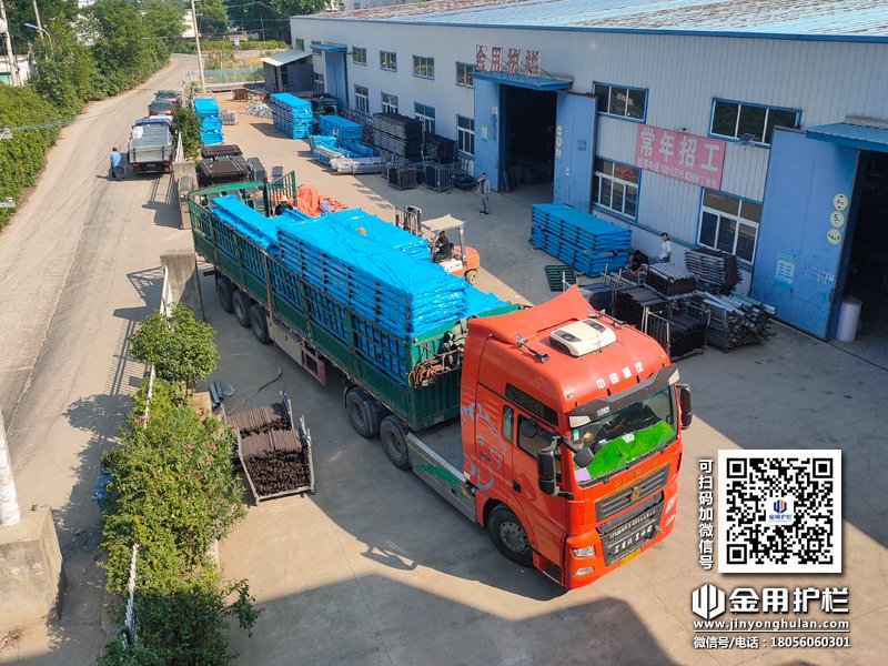 2024年6月12日鋅鋼陽臺護欄裝車發貨！