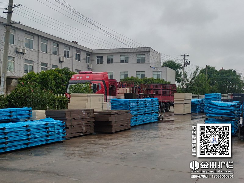 2024年6月19日鋁合金百葉窗裝車發貨！