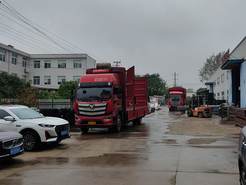 2024年10月29日鋅鋼護(hù)窗欄桿裝車發(fā)貨! 2024年10月29日鋅鋼護(hù)窗欄桿裝車發(fā)貨!