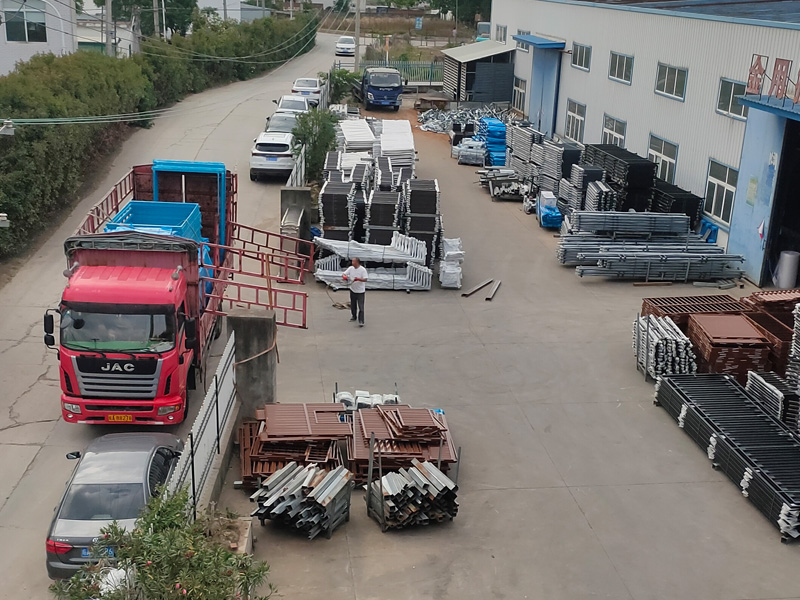 2025年5月12日鋁合金百葉窗裝車發(fā)貨！