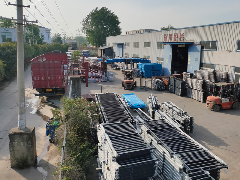 2025年5月14日鋅鋼圍墻護欄裝車發貨! 2025年5月14日鋅鋼圍墻護欄裝車發貨!