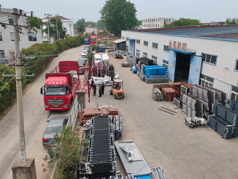 2025年5月20日鋅鋼組裝欄桿裝車發貨！