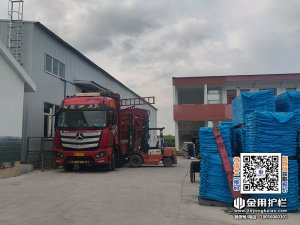 2025年8月7日鋅鋼護窗欄桿裝車發貨！