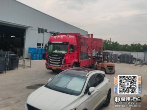 2025年8月8日鋁合金百葉窗裝車發貨！